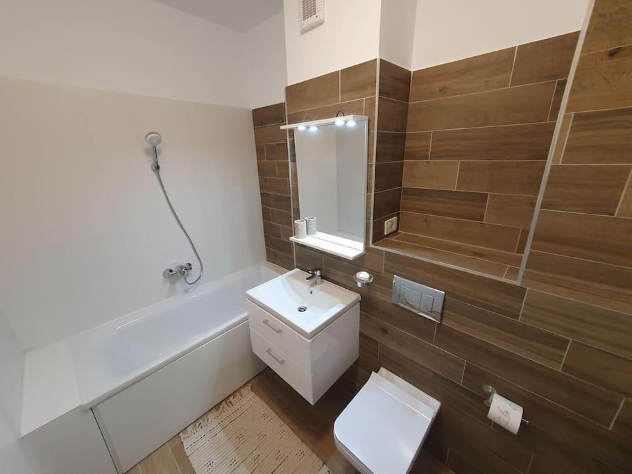 New Luxury Flat Near City Center Apartment Timisoara Exterior photo